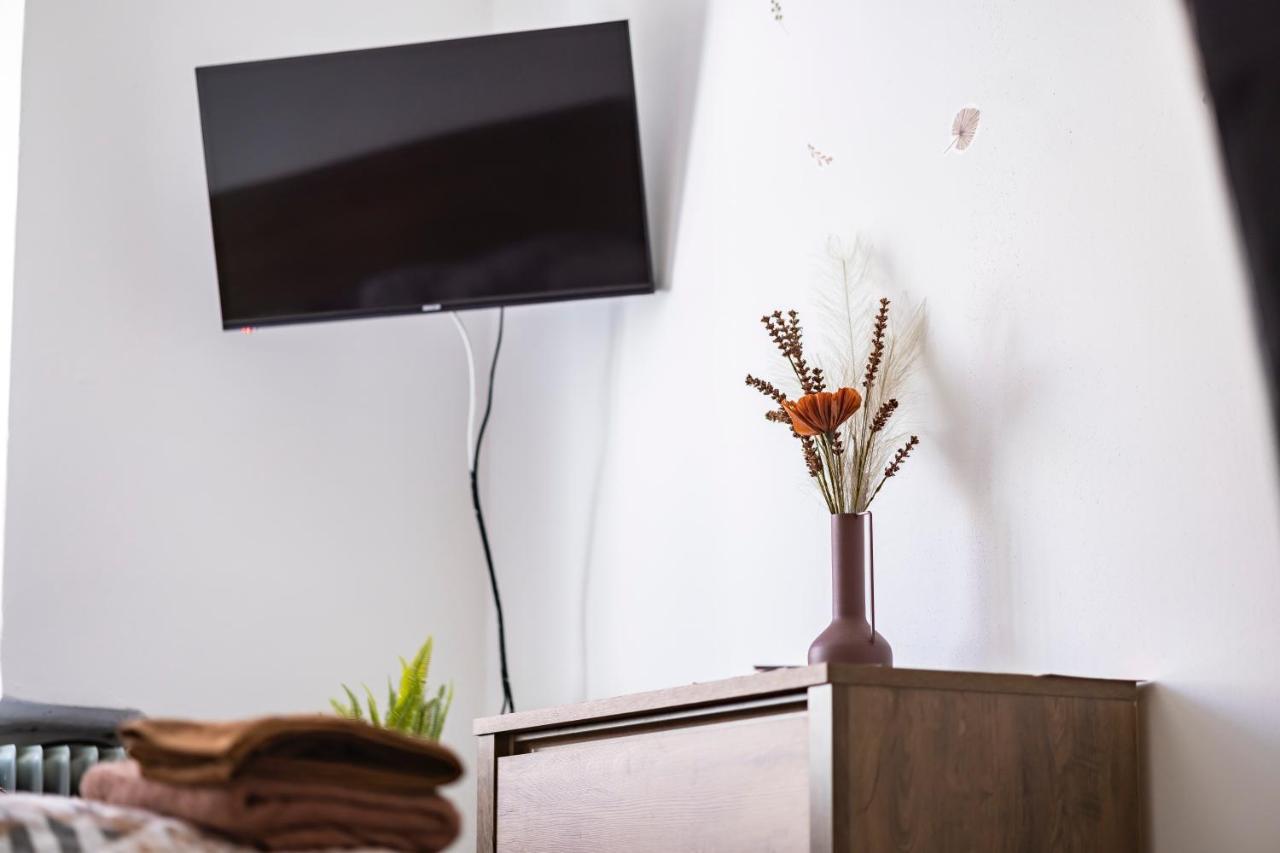 Apartmany Nezarka A Privatni Wellness Jindrichuv Hradec Bagian luar foto
