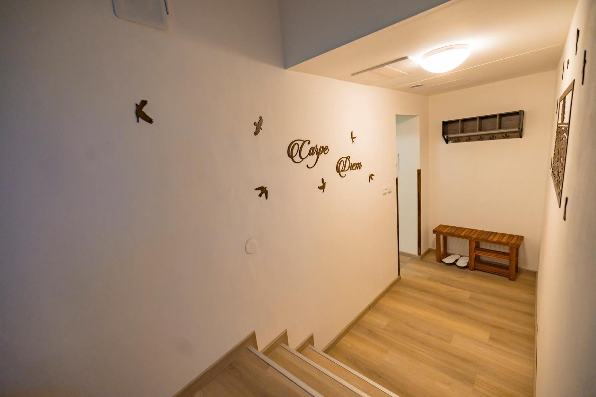 Apartmany Nezarka A Privatni Wellness Jindrichuv Hradec Bagian luar foto