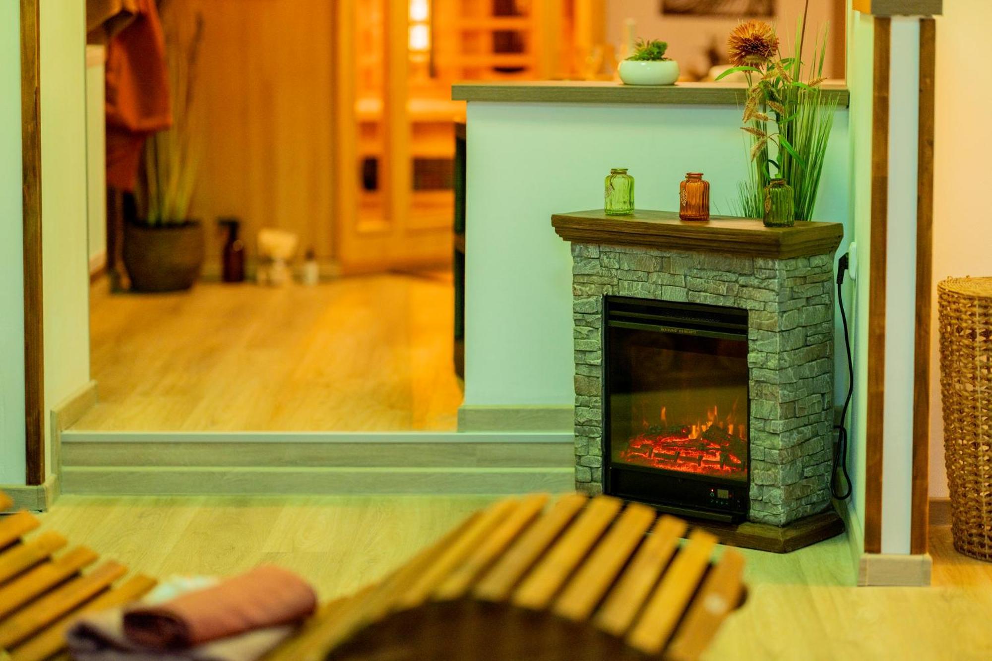 Apartmany Nezarka A Privatni Wellness Jindrichuv Hradec Bagian luar foto