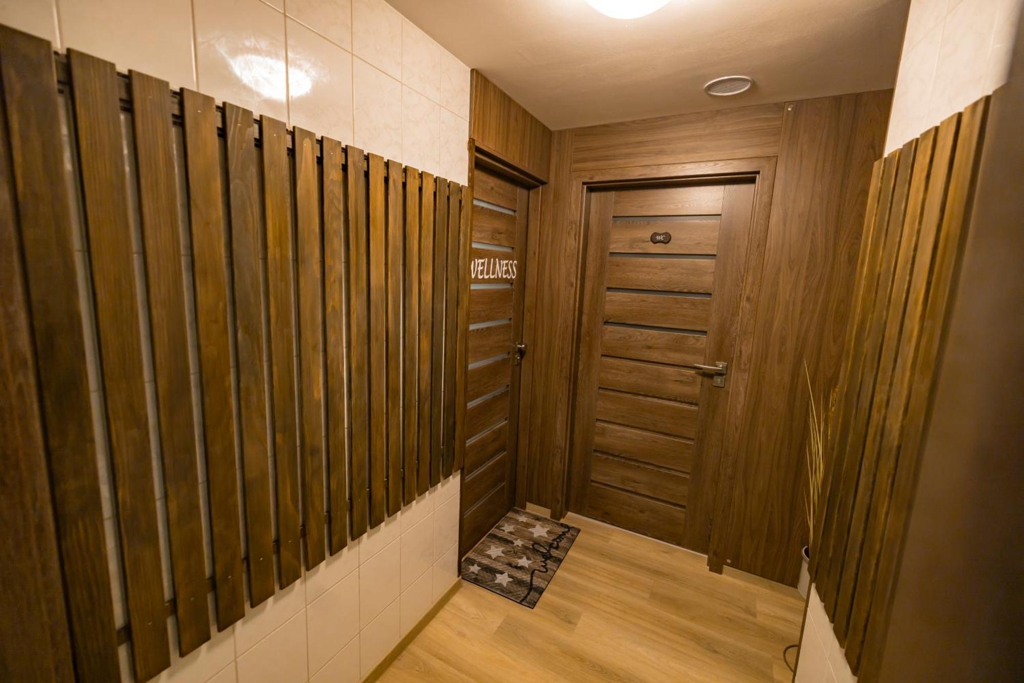 Apartmany Nezarka A Privatni Wellness Jindrichuv Hradec Bagian luar foto