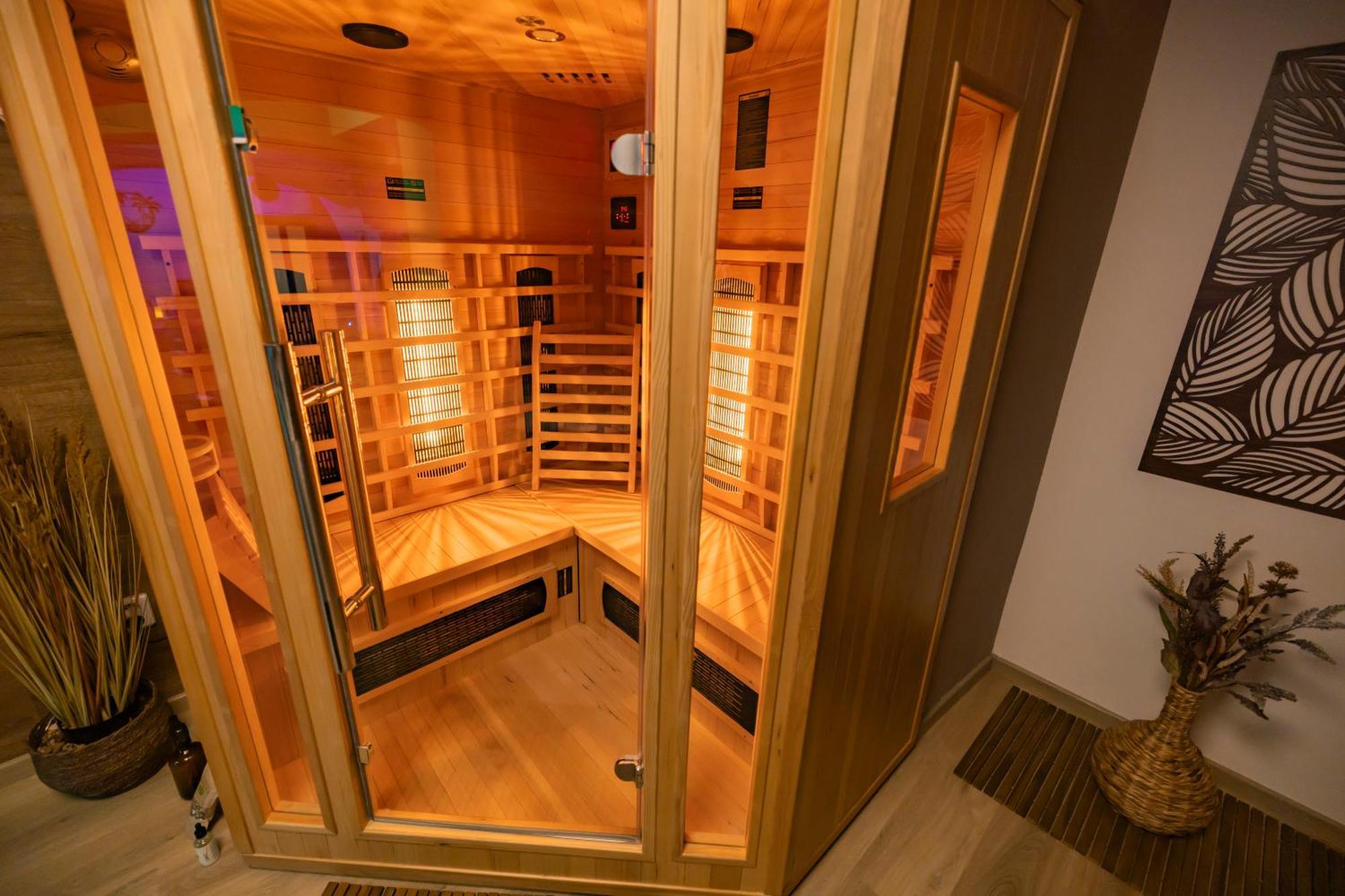 Apartmany Nezarka A Privatni Wellness Jindrichuv Hradec Bagian luar foto