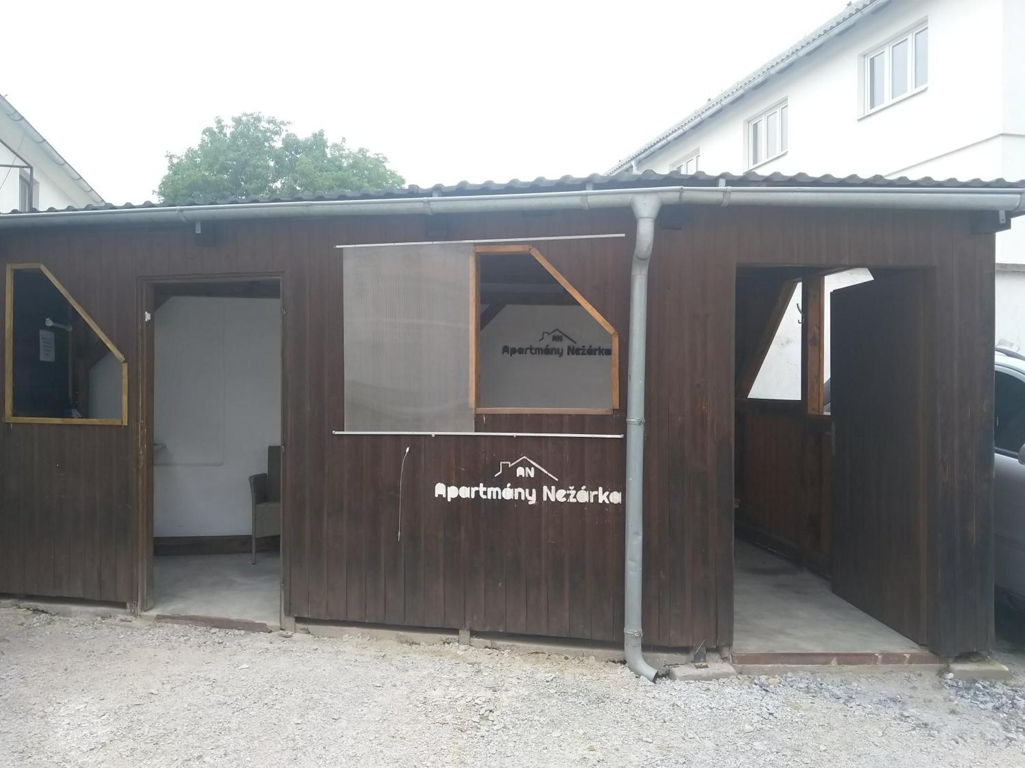 Apartmany Nezarka A Privatni Wellness Jindrichuv Hradec Bagian luar foto